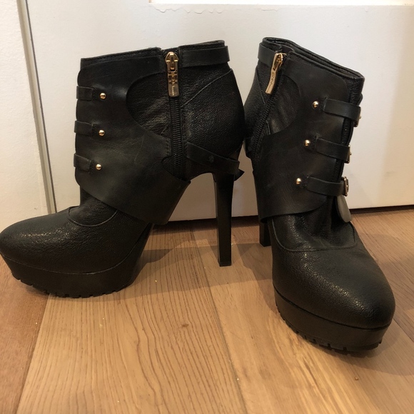 BCBG Combat Booties - Size 9 - Picture 4 of 6